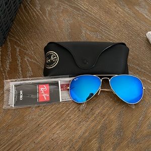 Ray-Ban Aviator Flash Lenses Blue Mirror & Gold frame